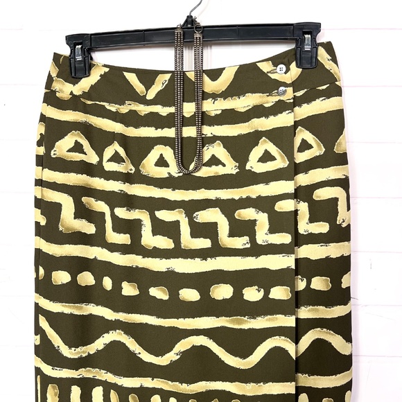|•LIZ CLAIBORNE•| Safari Print Wrap Skirt Size 12 Petite - Picture 4 of 8